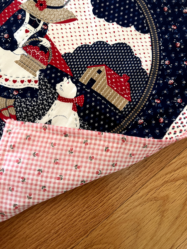 Quilted table topper or wall hanging a woman and a cat, blue , white,16.5 x 16.5 - Picture 7 of 9