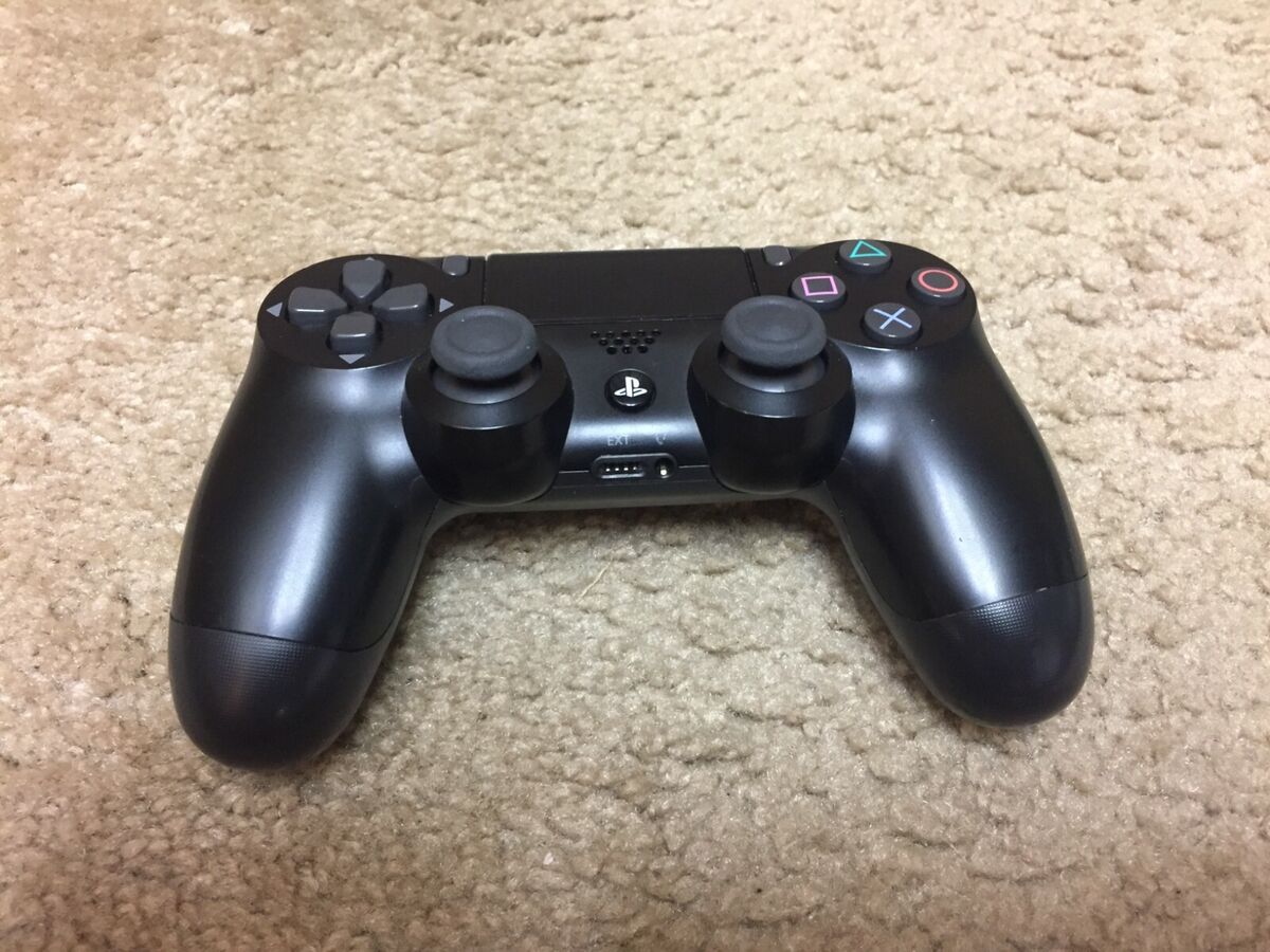 Sony PlayStation 4 (PS4) 1TB Slim Console CUH-2215B Sony PlayStation 4 (PS4) 1TB Slim Console CUH-2215B