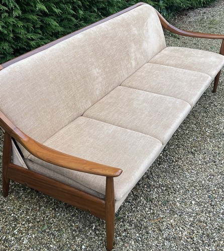 VERY RARE RETRO TEAK GREAVES & THOMAS SOFA/DAYBED 2 MAN DELIVERY AVAILABLE - Picture 8 of 24