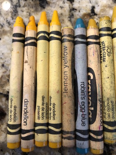 40 Rare Vintage Retired Crayola Crayons Lot Dandelion, Lemon Yellow Plus More - Picture 2 of 7