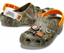 luke combs crocs australia