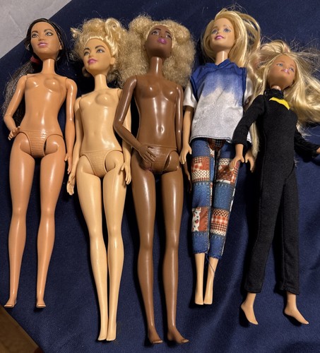 Barbie Doll Of Lot: Nude And Dressed Dolls (Various sizes And Years) EUC. Lot C