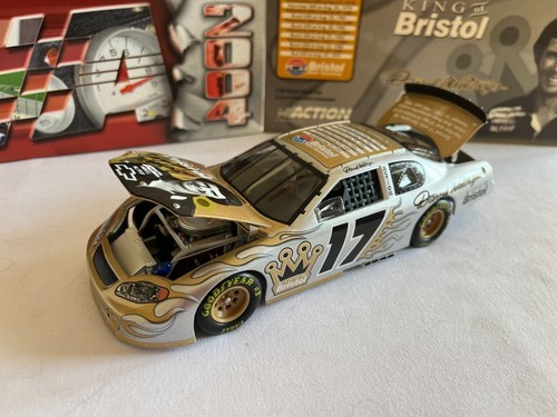 Action #17 Darrell Waltrip King of Bristol Autographed 2004 Monte Carlo 1/24 - Picture 2 of 7