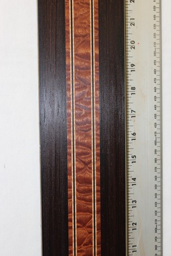Cuello de guitarra acolchado sapele, wengué y arce flameado en blanco. - Imagen 4 de 18