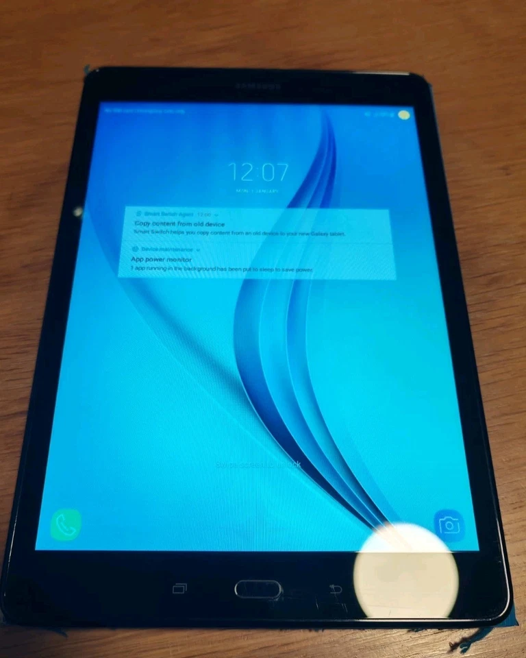 Samsung Galaxy Tab A LTE 9.7" 16GB (EE) - Image 3 of 4