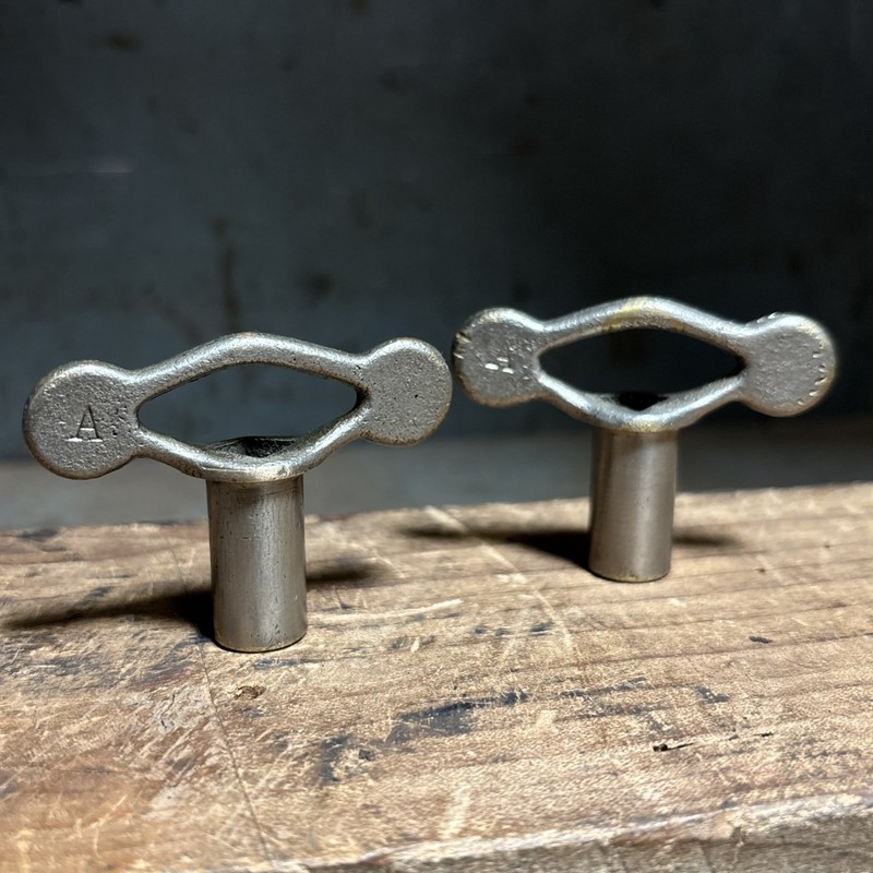 Pair Antique 5/16” Radiator Keys Heating Plumbing Utility Tools