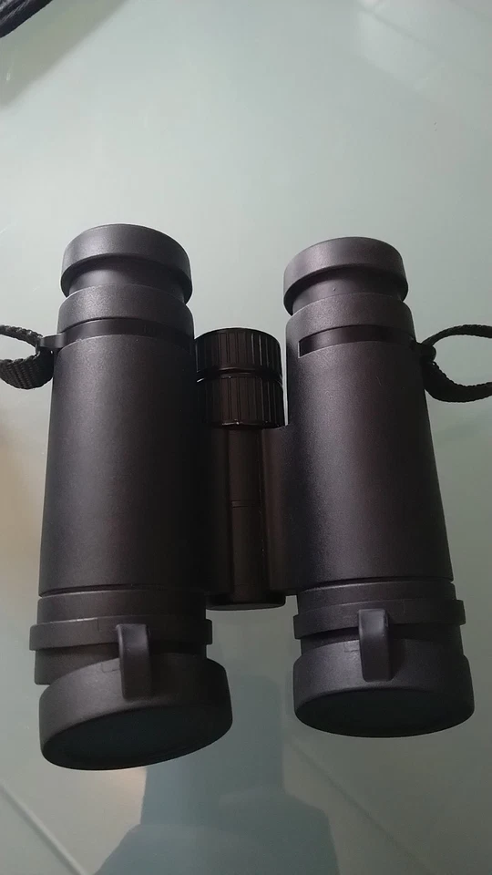 Leica Ultravid 8x32 HD Plus mit original Neopren Tragegurt - neuwertig - Bild 3 von 4