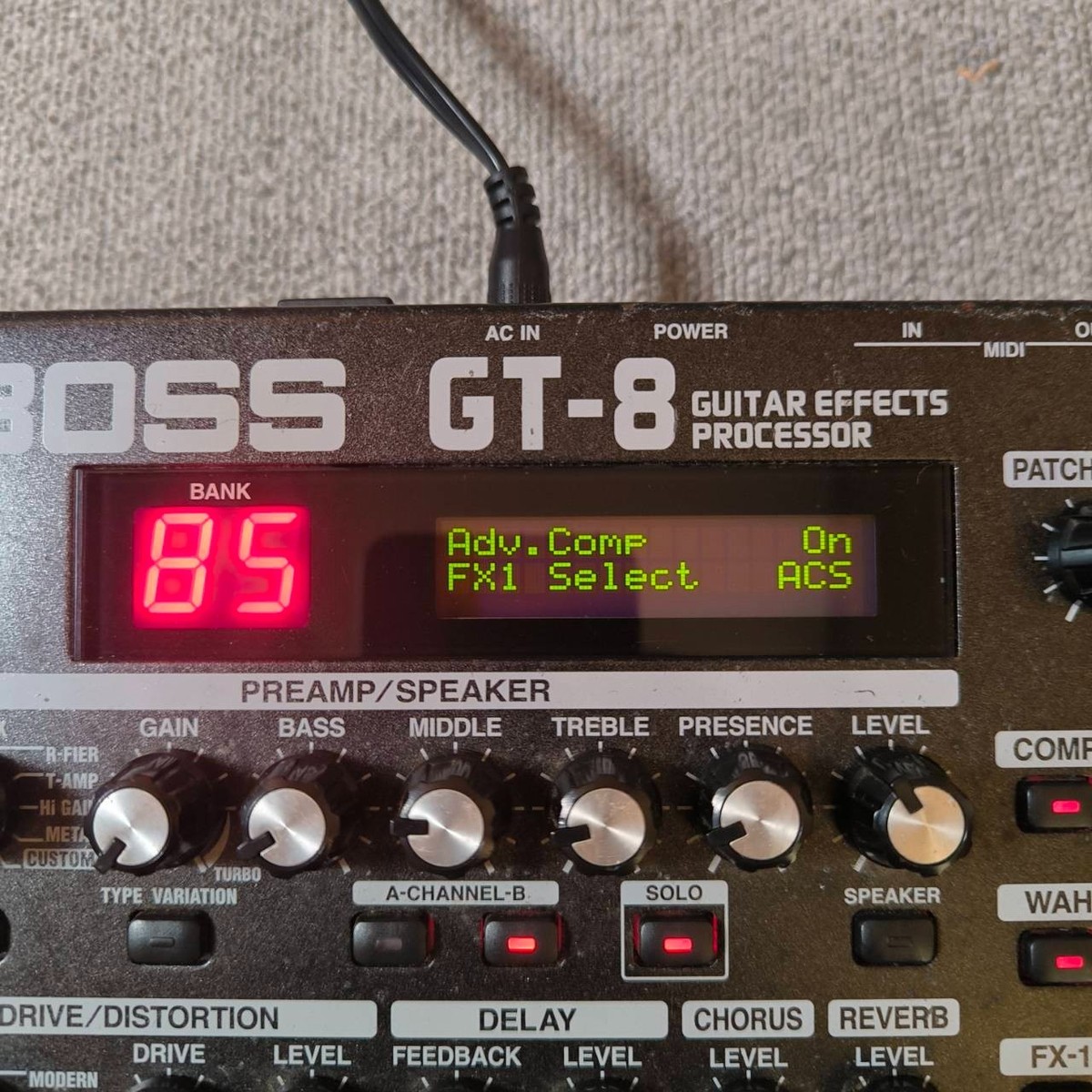 貴重★箱付BOSS  GT-8 ギターエフェクター s-l400.jpg