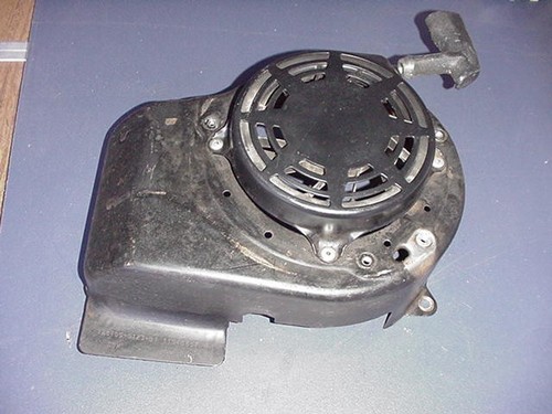 Briggs&Stratton Blower Housing & Starter Recoil 497680 & 790826 - Picture 7 of 13