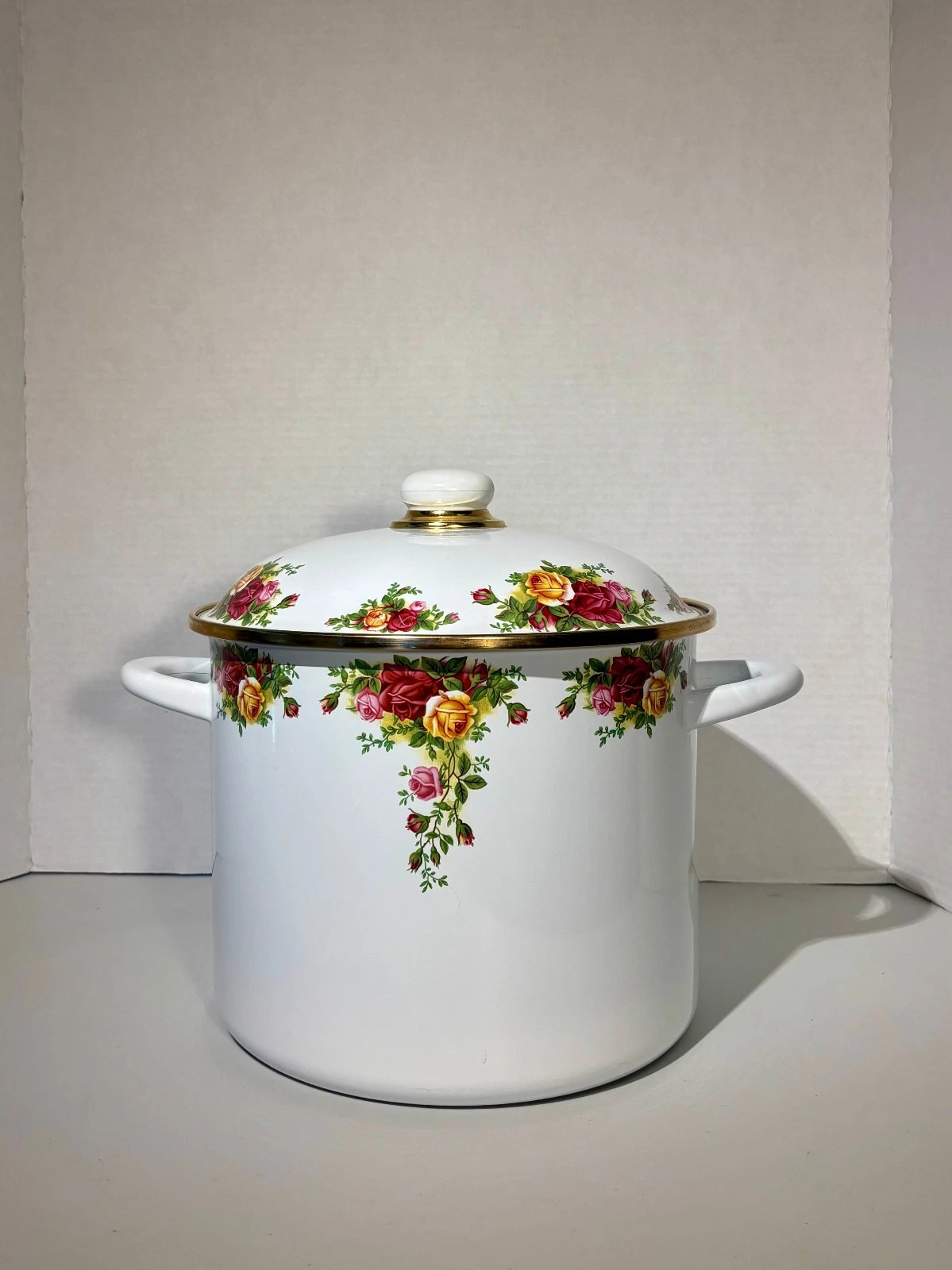 Royal Albert Pot Old Country Roses 10 Quart Metal Enamel Very Large
