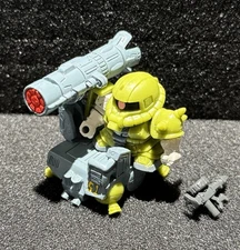 BANDAI Gashapon Figure Minifigure SD GUNDAM FULL COLOR Stage 30 ZAKU II + SKIURE