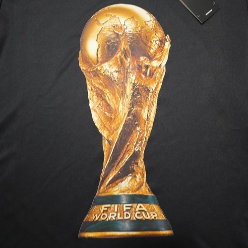 Camiseta de fútbol Adidas FIFA 2022 para hombre S negra trofeo de la Copa Mundial Pelé Messi Maradona - Imagen 2 de 5