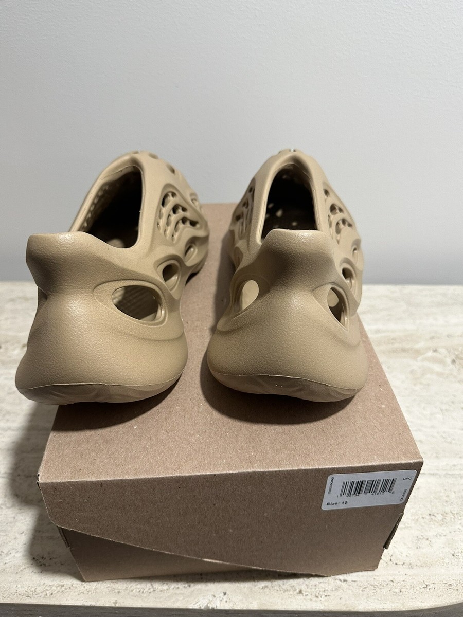 NIB YEEZY Ochre Yeezy Foam Runner Sneakers Size 10 | eBay