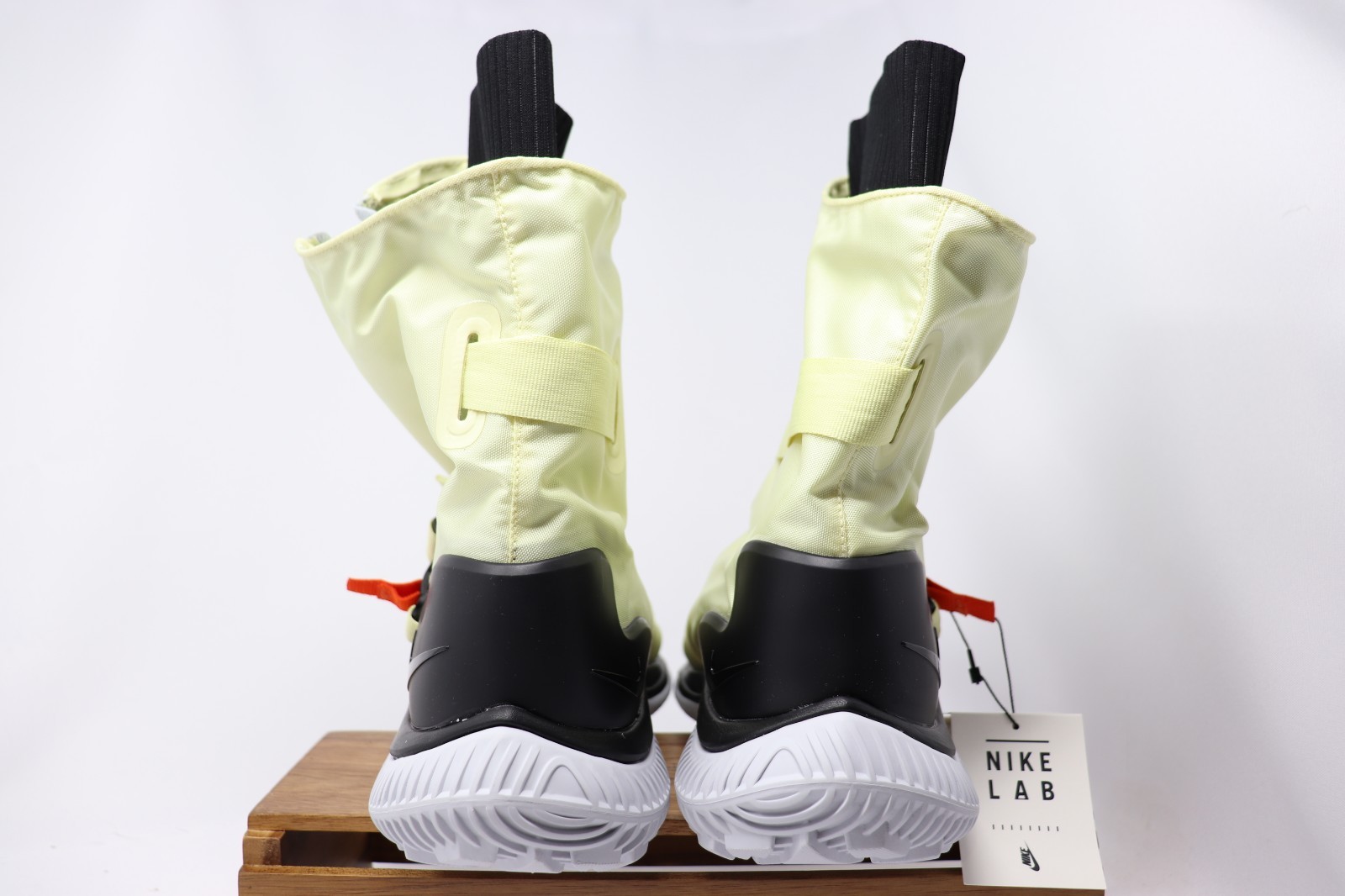 Nike Women's Women's Women's NSW Gaiter Boots Pale Citron Black AA0528-700 NEW 19eced Nike Women's Women's Women's NSW Gaiter Boots Pale Citron Black AA0528-700 NEW 19eced