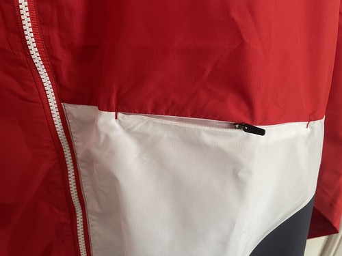 Impermeabile leggero oversize nuovo con etichette LACOSTE uomo Francia sport olimpici 52 PTP 28 - Foto 9 di 18