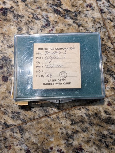 MOLECTRON:  Mounted Laser Optic   ( 355nm    RS= 30-35%  )   75 X 25mm - Picture 7 of 7