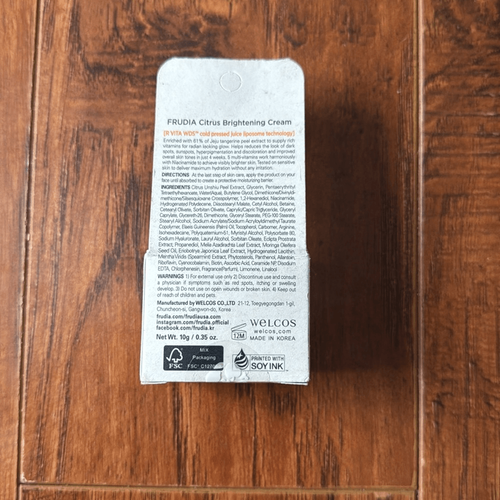 Crema hidratante coreana Frudia Citrus Brightening Cream 0,35 oz - Imagen 4 de 10