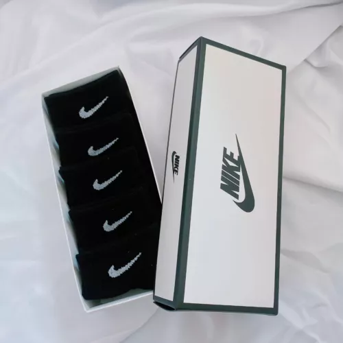 Nike Calcetines 5 Pares Deportes Algodón Informales Medio Tubo Calcetines Multicolor - Imagen 6 de 8