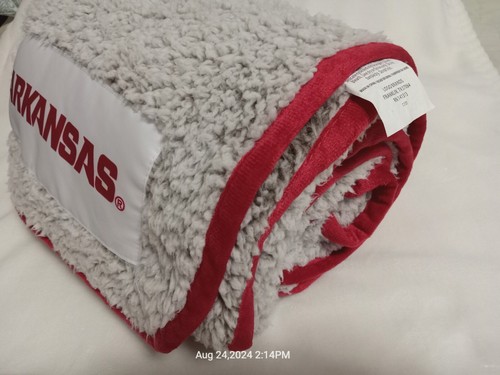 Logobrands - Arkansas Razorbacks 62 Zoll x 50 Zoll Super Plüsch Fleece Überwurf Decke weich - Bild 2 von 10
