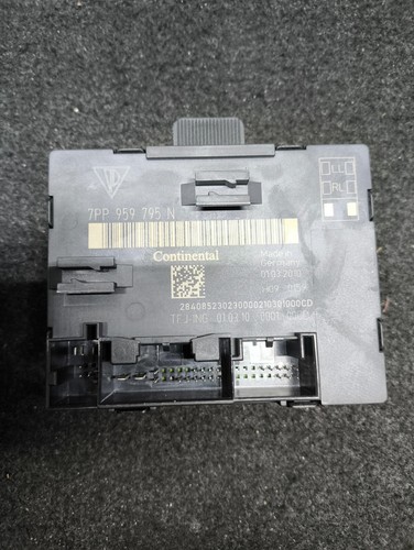 Door control unit  Porsche Cayenne 958 92A 06.10 - 7PP959792G - Bild 1 von 3
