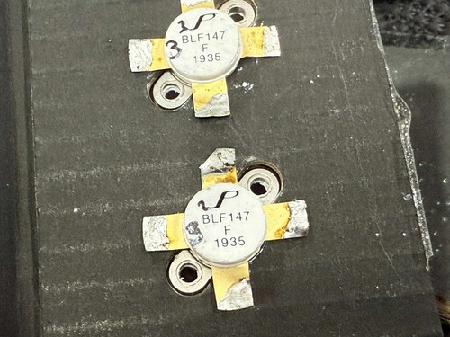 NXP BLF147 RF MOSFET 1935 Transistor LETTER F - Picture 6 of 10