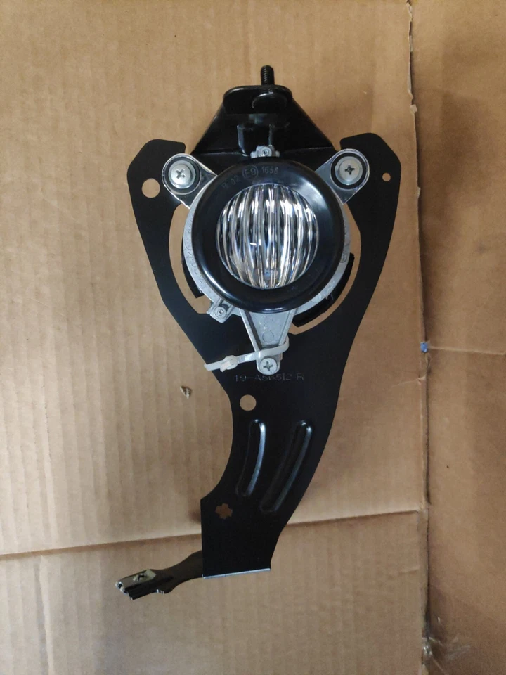 NUEVO FARO ANTINIEBLA DELANTERO DERECHO PARA FIAT PUNTO SPORTING MODELS II 2003-2012 Foto 2 de 4