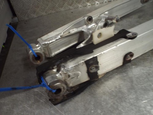 Honda CR125R CR125 R 1985 Schwinge Schwenkarm komplett - Bild 5 von 11