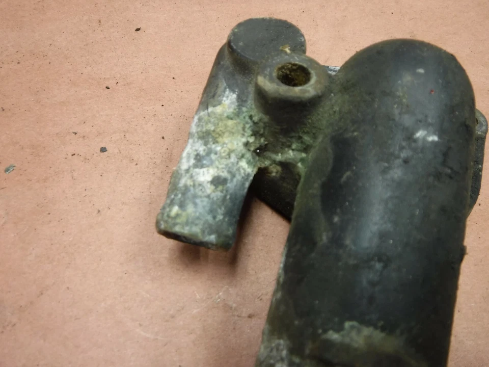 Carcasa termostato Jeep Cj5 Cj7 Cj8 80-90 4,2 6 cilindros envío gratuito de fábrica Foto 4 de 4