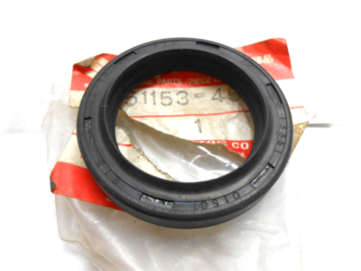 Suzuki GT500 GT550 TM400 RV90 GT 500 550 RG250 Front Fork Oil Seal Suzuki GT500 GT550 TM400 RV90 GT 500 550 RG250 Front Fork Oil Seal