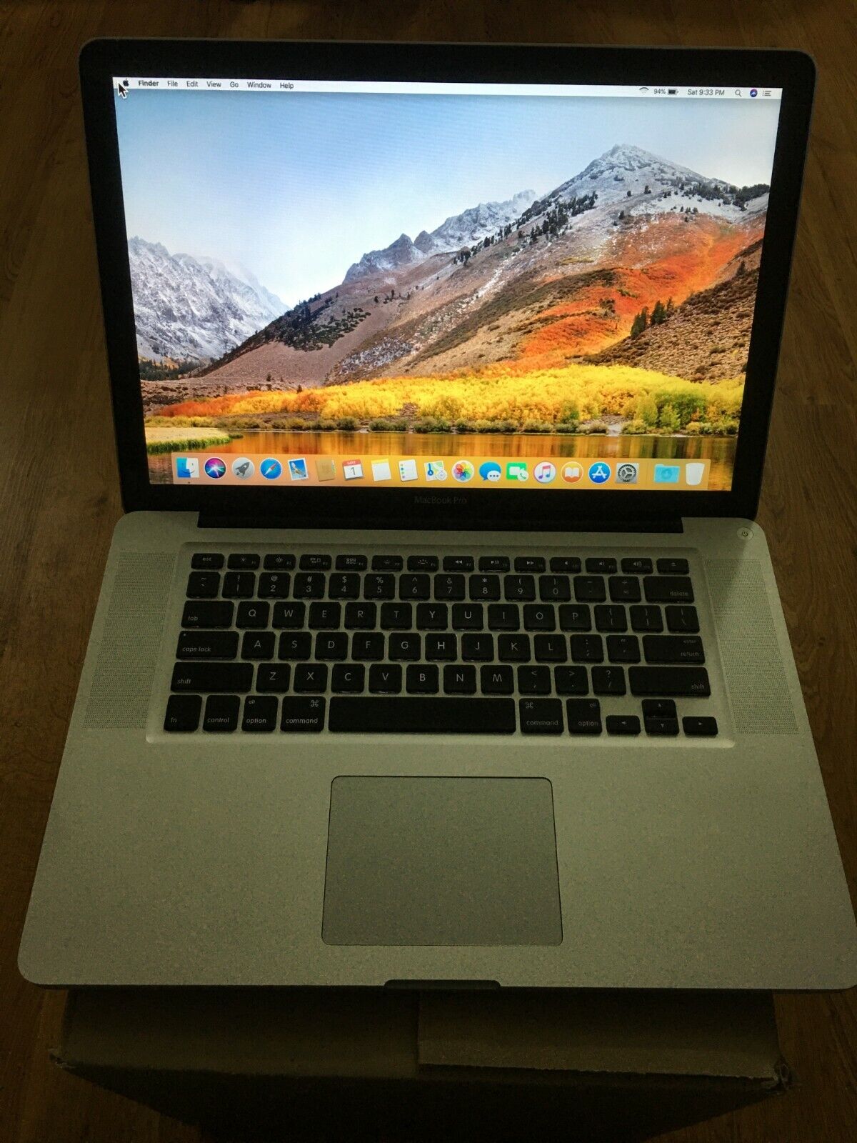Apple MacBook Pro A1286 15-Inch 2.2 Ghz Core i7 Late 2011,8 GB,250GB HDD