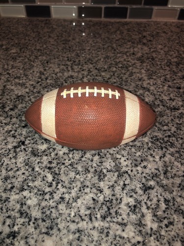 Green Bay Packers Brett Favre Watch, MVP Replica Football, GBP Watch & More - Picture 9 of 12