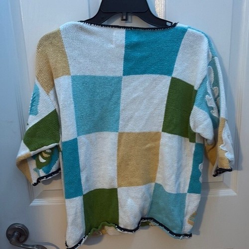 Curio Colorful Patterned Women's Fish Sweater ๐ - Picture 6 of 6