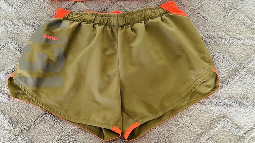 XS Reebok Active Wear Set (top naranja Reebok speedwick y pantalones cortos verde oliva) - Imagen 3 de 17