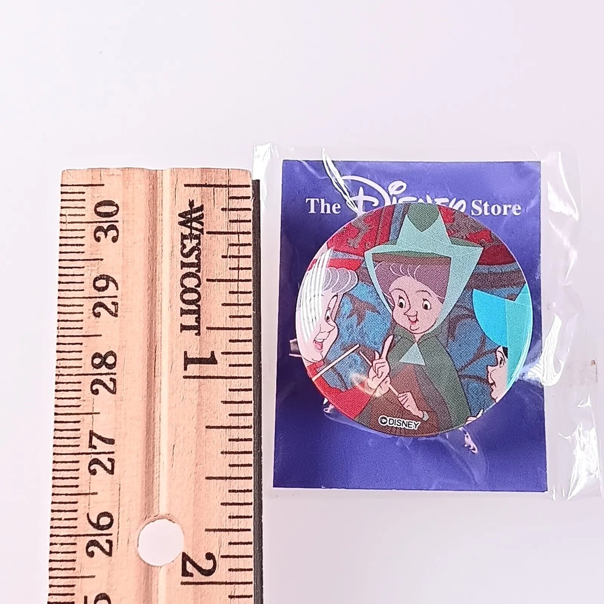Disney Store Countdown Anniversary 2000 Can Badge Japanese