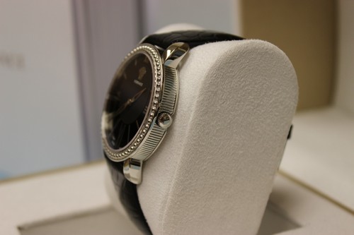 Reloj para mujer Versace M6Q99D008 S009 Krios cuero negro cristal zafiro negro - Imagen 4 de 10