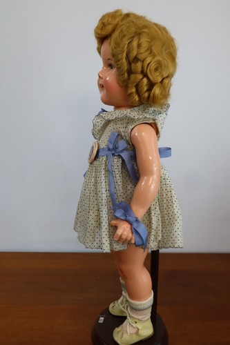 18" Composition IDEAL erwachsene Shirley Temple Puppe AT NINE mit blauen Nadeln Punkte Kleid - Bild 8 von 9