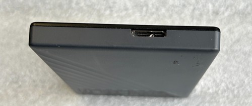 Toshiba Portable Hard Drive 500 GB (HDTB205XK3AA) - Picture 3 of 3