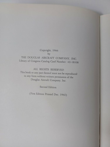 The Douglas Story Flight Plann for Tomorrow 1966 Second Edition ( Pre- Boeing) - Picture 6 of 9