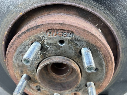 1998-2000 Volvo V70R V70 S70 Front Steering Knuckle Passenger Right OEM #3972E - Picture 9 of 11