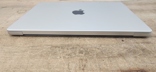 Apple MacBook Pro 14-inch A2992 (M3 Pro, 18GB RAM, 512GB SSD) - Zdjęcie 13 z 23