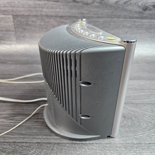 Roberts CR2003 Dual Alarm Clock Radio with FM and Analogue Display - Picture 5 of 7
