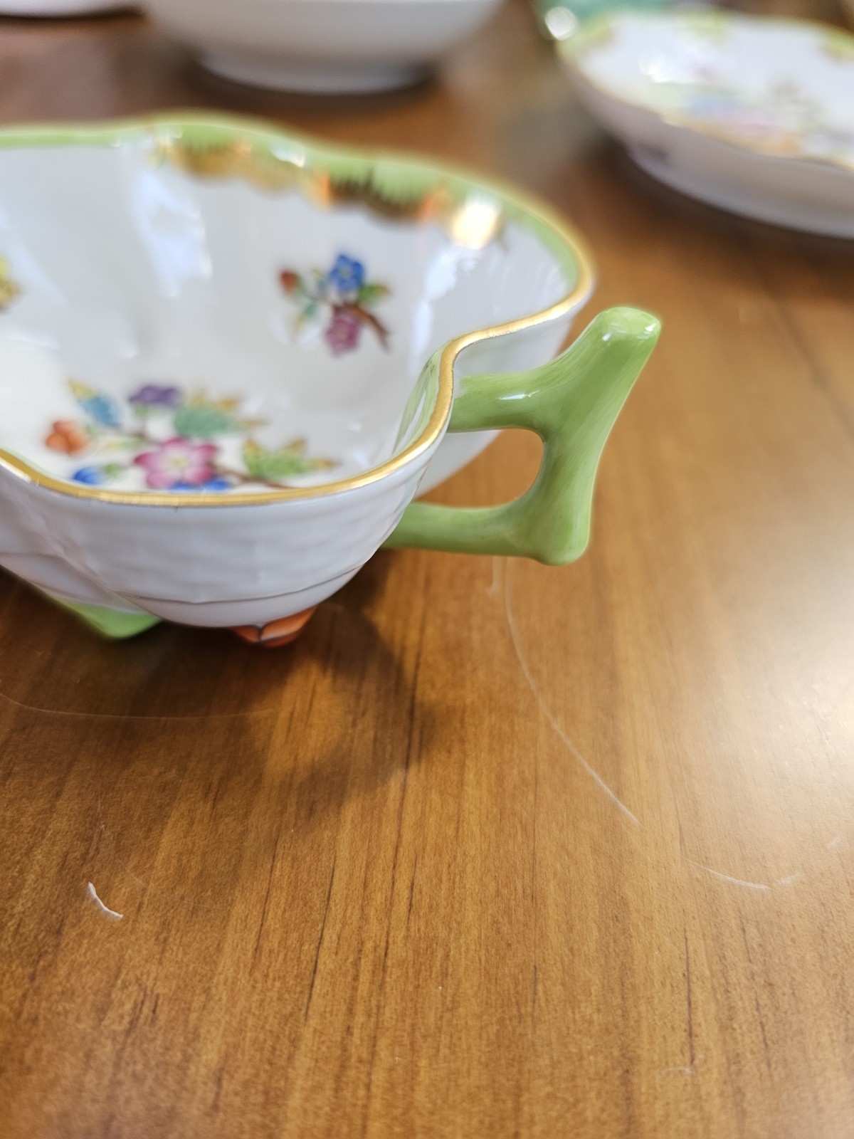 Picture 4 of 12