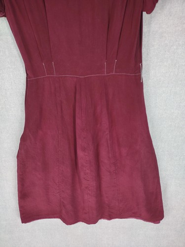 Vestido Betsey Johnson para mujer 2 apliques de seda vino cuello en V manga corta calce y acampanado - Imagen 8 de 18