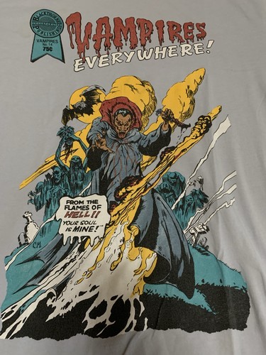 Vampires Everywhere! Comic Book Cover Artwork XL T-Shirt Kick Ass Horror Shirts  - Picture 2 of 7