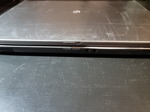 Gateway Laptop MX6214, MA7 Intel 420, 500MB RAM, 80GB HDD, NO OS NO PWR - Picture 2 of 11