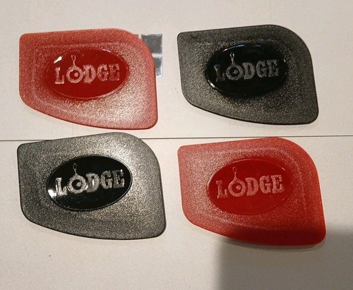 2er PACK - NEW LODGE Gusseisen Pfannenschaber Set rot/schwarz (insgesamt 4)