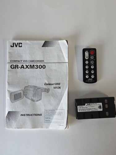 JVC Video Camcorder GR-AXM300U With Charger Battery Manual & Remote - Picture 2 of 12