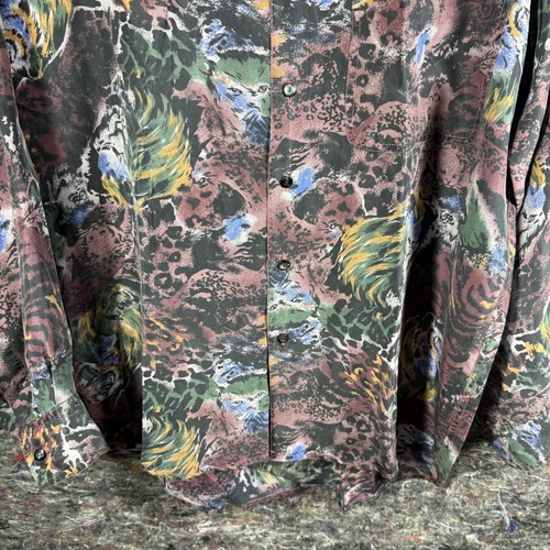 Vintage B Max Shirt Mens Small Multicolor Silk Lion Animal Print Button Up 90s - Picture 4 of 12