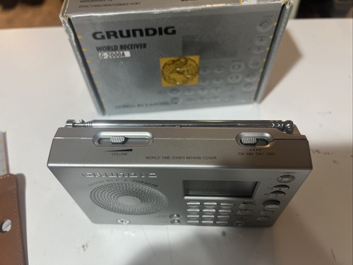 Grundig World Receiver G-2000A Short Wave Radio Leather Case Tested Working - Afbeelding 5 van 16