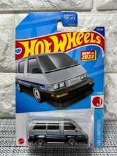 Hot Wheels HW J-Imports 7/10 1986 Toyota Van 173/250 New For 2022 Gray
